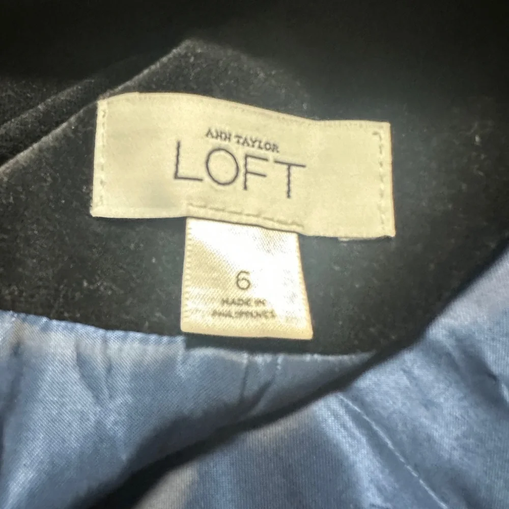 LOFT Black Velvet Women's‎ Blazer